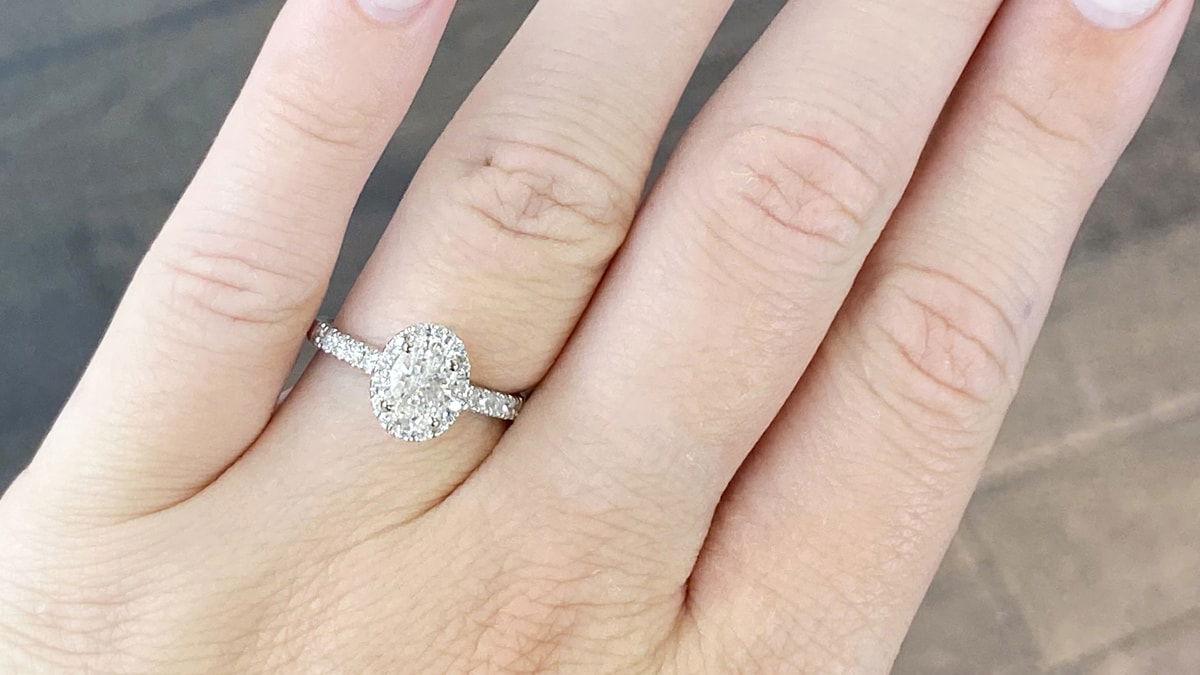 When You Should Take OFF Your Engagement Ring