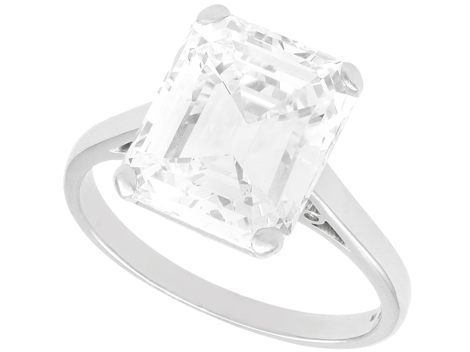 Engagement ring trends