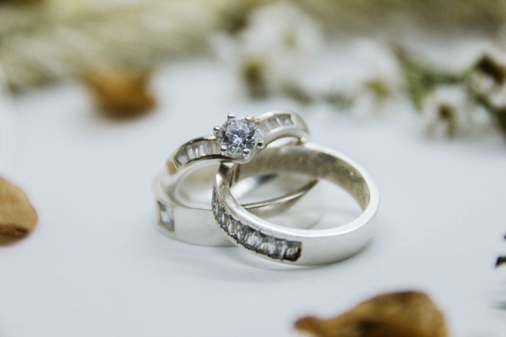diamond wedding rings