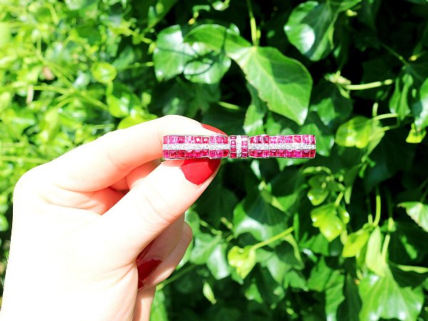Trendy Bar Brooches