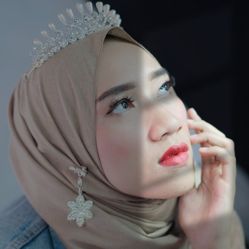 diamond hair accessories