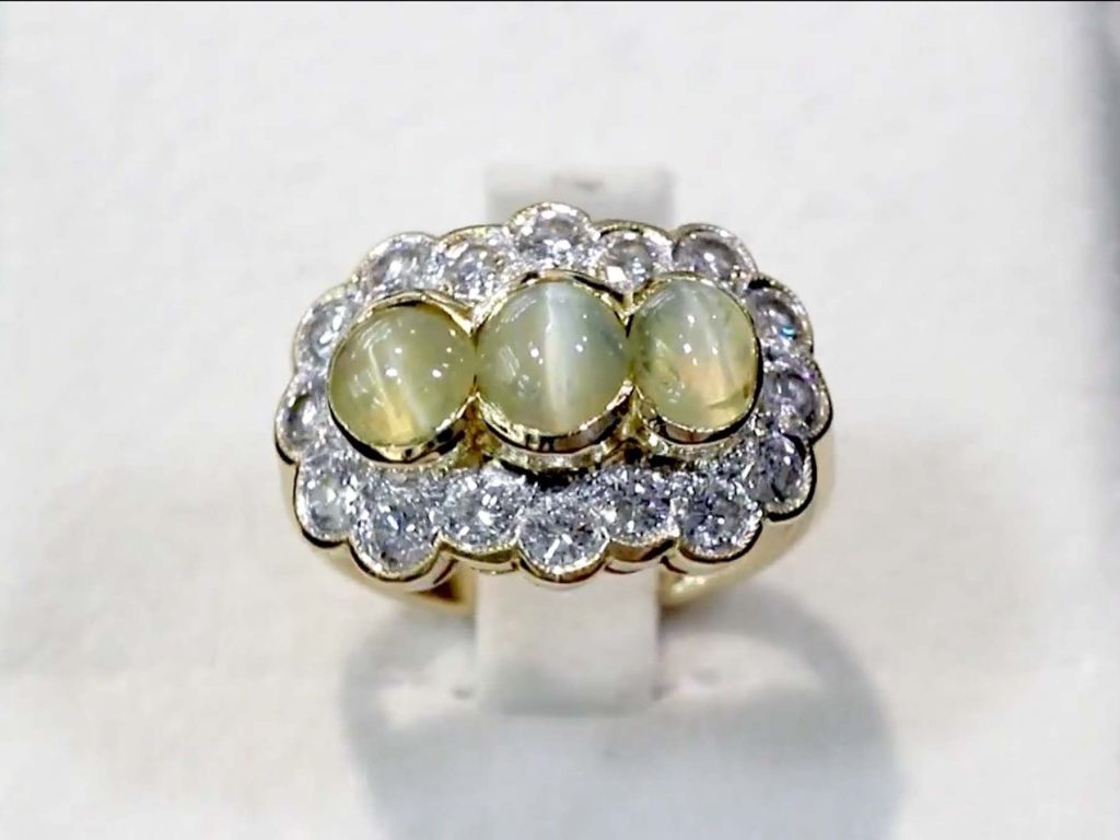 Cat's Eye Chrysoberyl Ring
