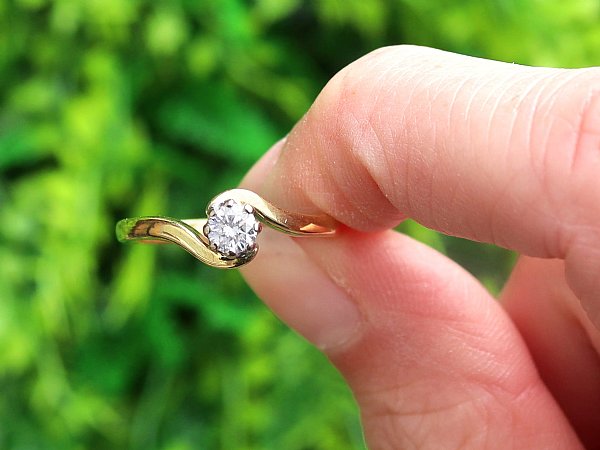 Why Choose a Dainty Engagement Ring