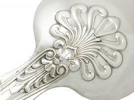 Anthemion/Honeysuckle heel cutlery