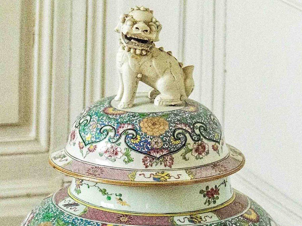 The Most Valuable Antique Vases in the World