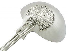 Oyster back cutlery