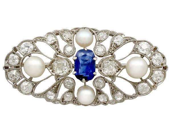 Blue diamond brooches for wedding