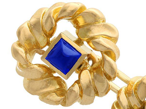 Valuable Van Cleef & Arpels