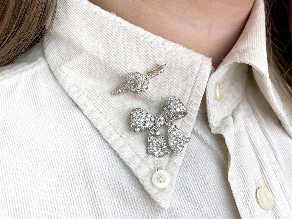 Diamond brooch wearing