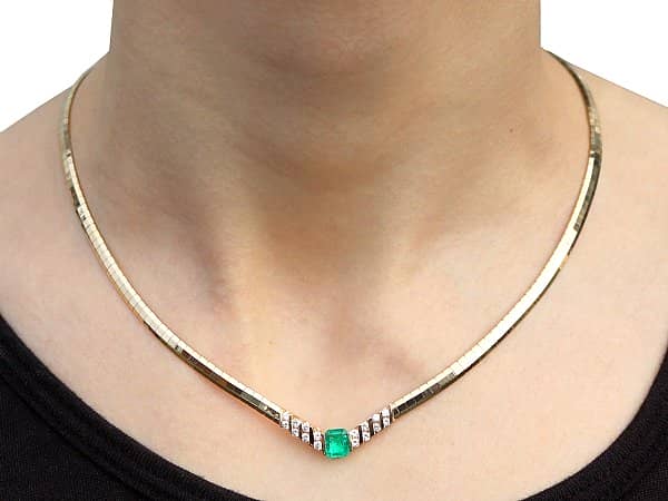 Emerald Bridal Necklaces