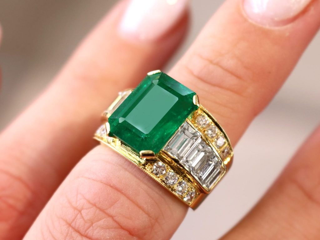 emerald cut emerald ring 