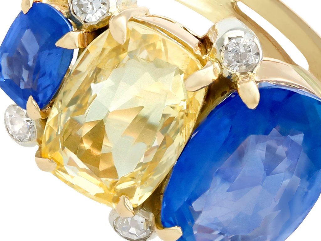 close up 1940s sapphire ring