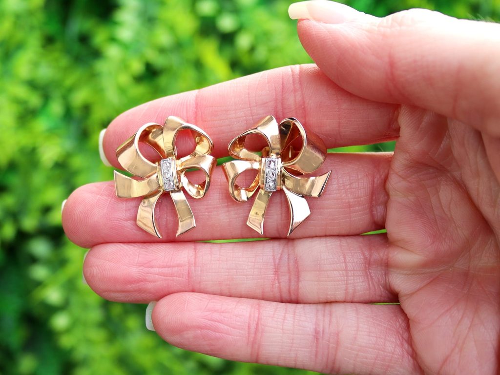 1940s bow design diamond earrings