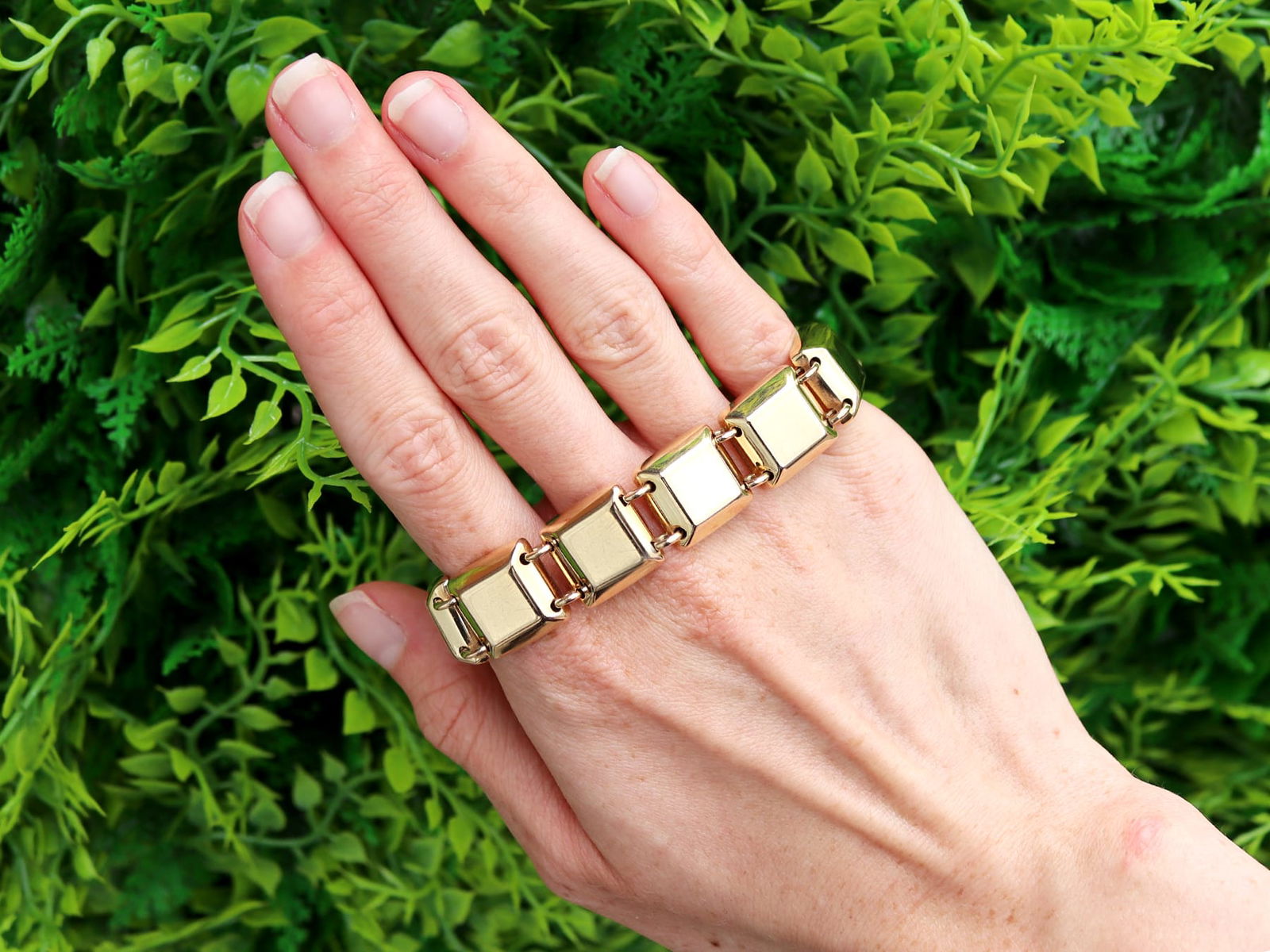 gold bracelet