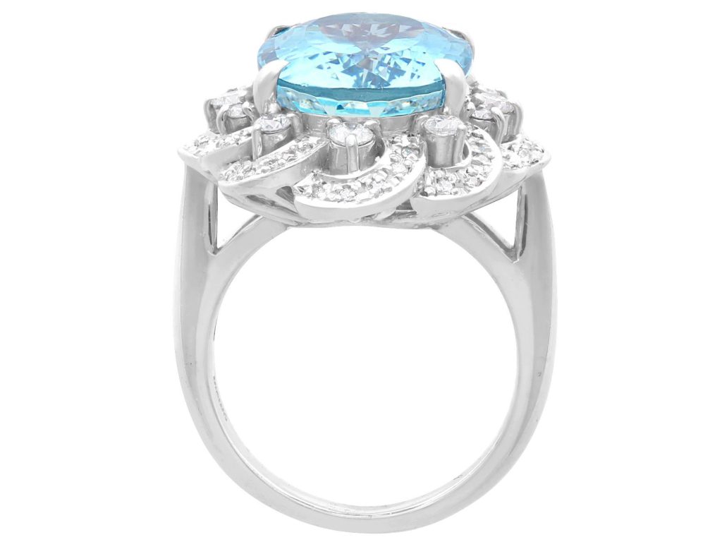 aquamarine engagement ring claw setting