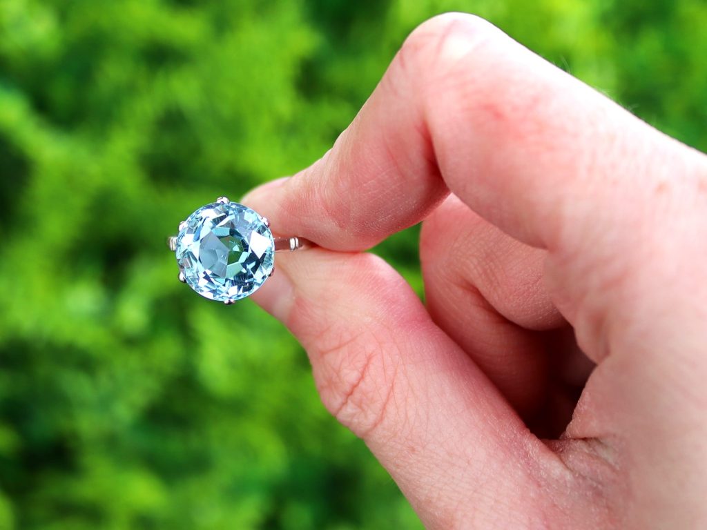 aquamarine engagement ring