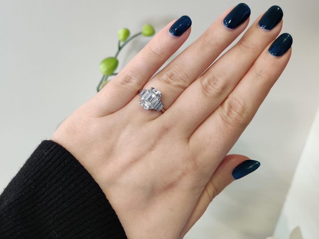 diamond and platinum Art Deco solitaire ring 