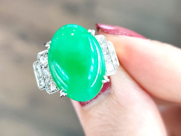 jade jewellery 
