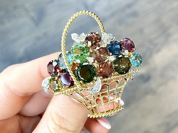 flower brooch 
