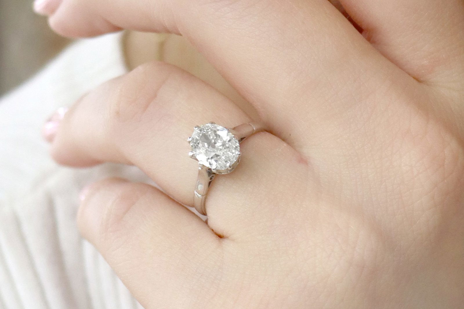 Oval Diamond Engagement Ring