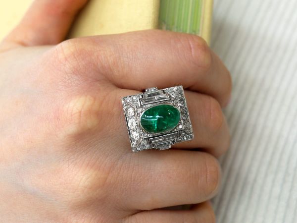 emerald and diamond ring 