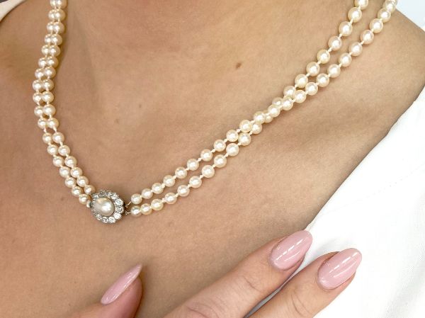 wering double strand pearl