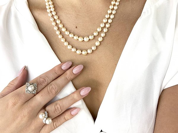 double strand pearl necklace 