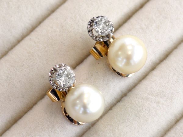 diamond and pearl studs